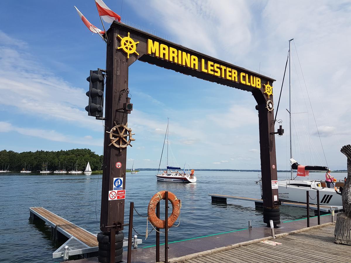 Marina Lester Club ريدزيفو المظهر الخارجي الصورة